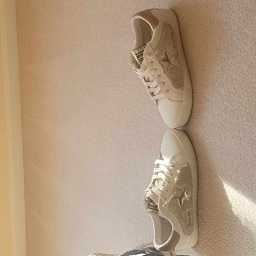 Vintage Havana sneakers. - Picture 4 of 6